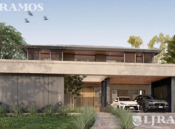 Casa · 457m² · 7 Ambientes · 2 Cocheras