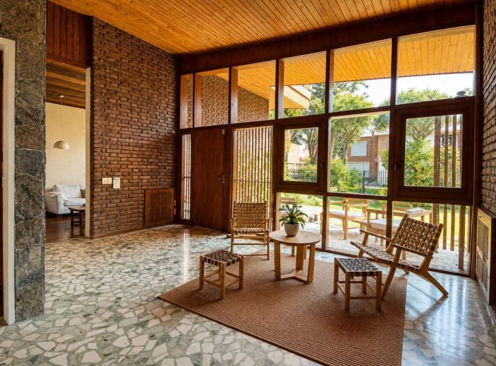 Casa · 490m² · 7 Ambientes · 3 Cocheras