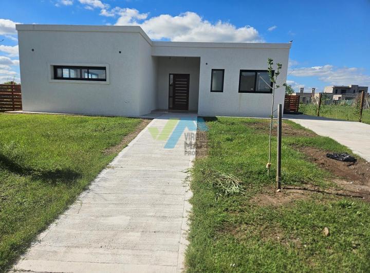 Casa · 160m² · 5 Ambientes