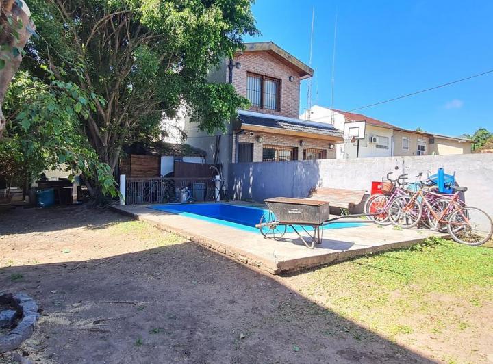 Casa · 152m² · 5 Ambientes · 1 Cochera