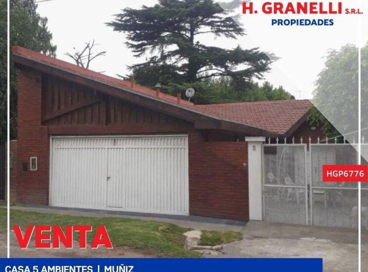 Casa · 240m² · 5 Ambientes · 2 Cocheras
