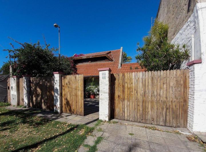 Casa · 178m² · 6 Ambientes · 4 Cocheras