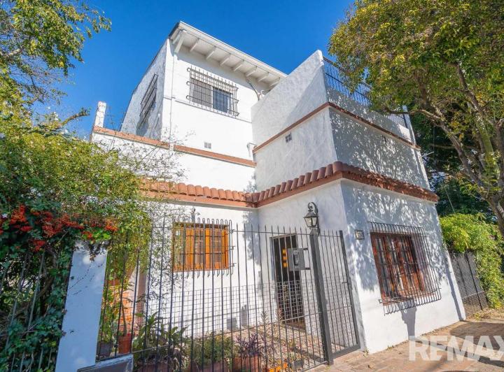 Casa · 165m² · 6 Ambientes