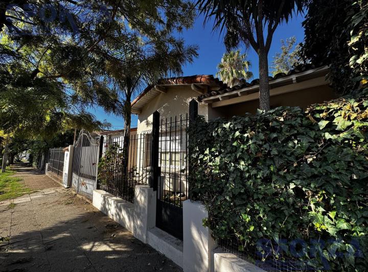 Casa · 120m² · 5 Ambientes · 1 Cochera