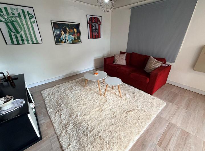 Casa · 182m² · 5 Ambientes · 1 Cochera