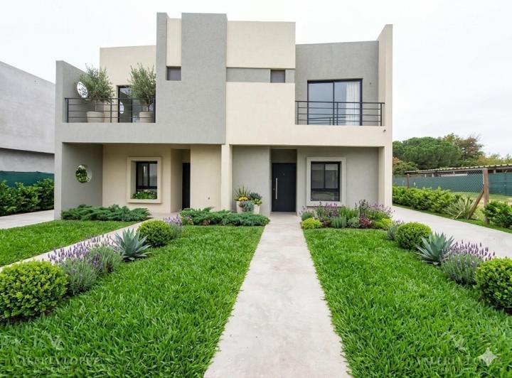 Casa · 118m² · 5 Ambientes · 1 Cochera