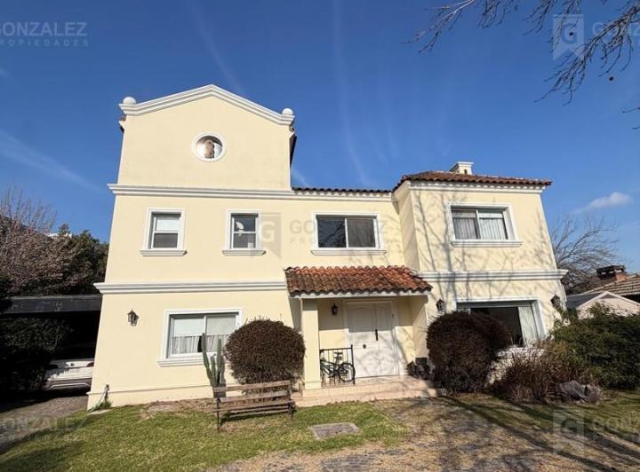 Casa · 276m² · 5 Ambientes
