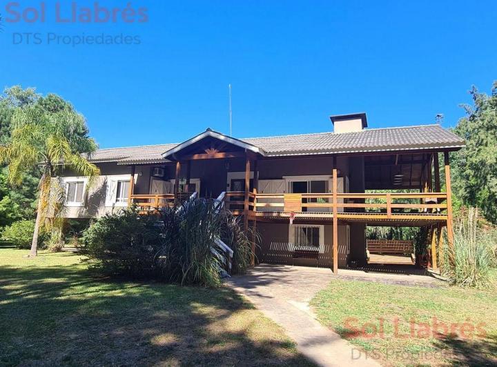 Casa · 260m² · 5 Ambientes