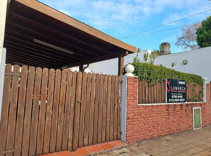 Casa · 154m² · 7 Ambientes · 1 Cochera