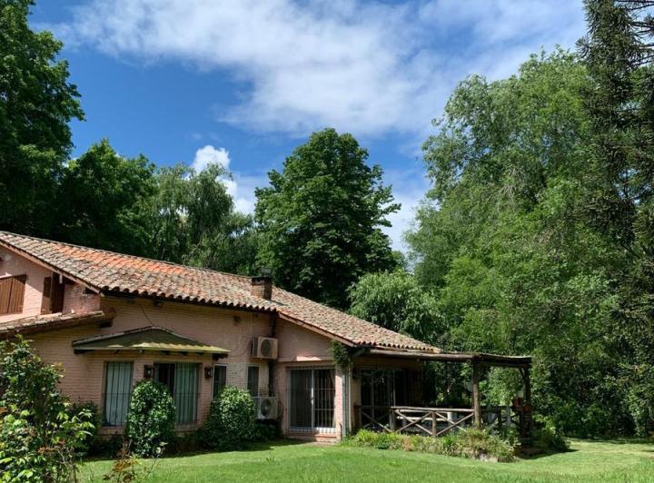 Casa · 234m² · 5 Dormitorios