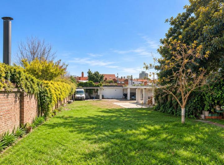Casa · 190m² · 6 Ambientes