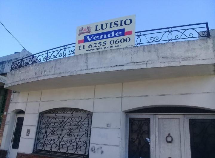 Casa · 190m² · 5 Ambientes · 1 Cochera