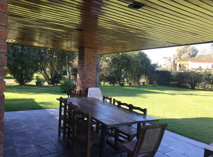 Casa · 273m² · 4 Dormitorios · 2 Cocheras