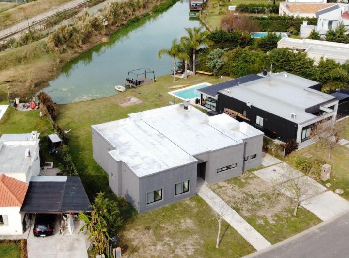 Casa · 160m² · 5 Ambientes