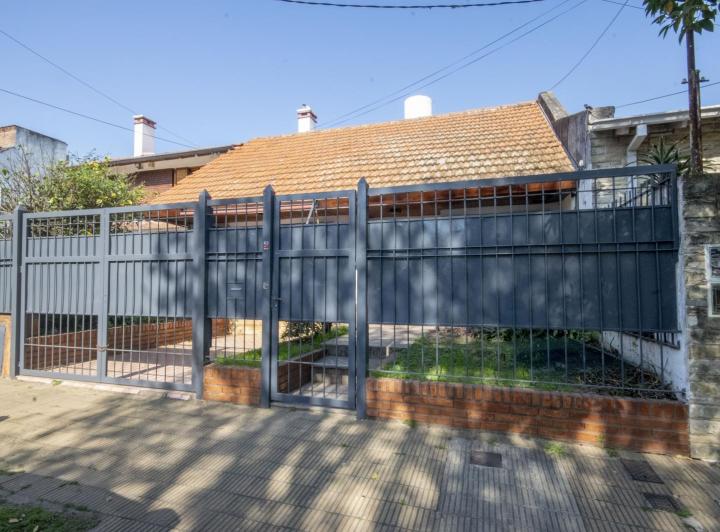 Casa · 149m² · 6 Ambientes · 1 Cochera