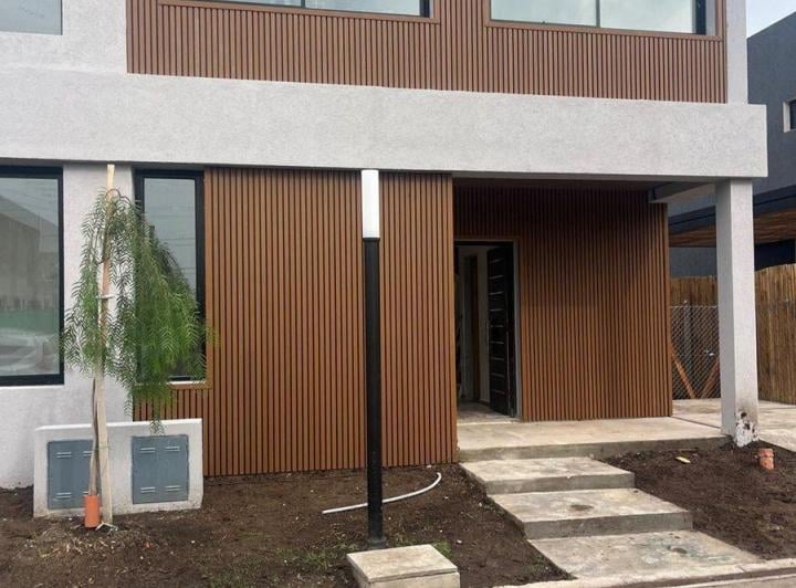 Casa · 121m² · 5 Ambientes