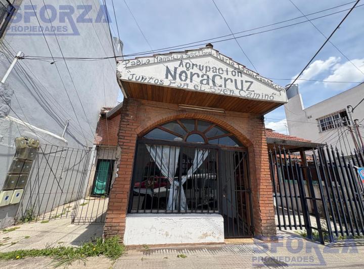 Casa · 350m² · 10 Ambientes · 1 Cochera