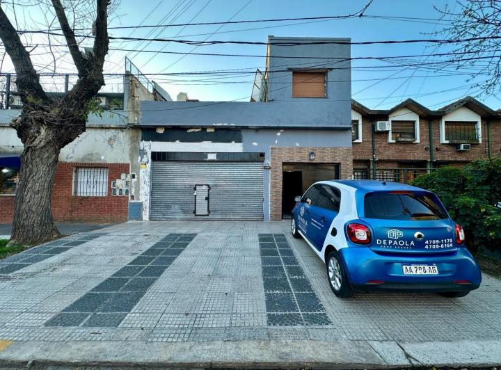 Casa · 108m² · 5 Ambientes · 1 Cochera