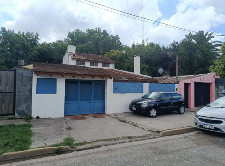 Casa · 244m² · 5 Ambientes
