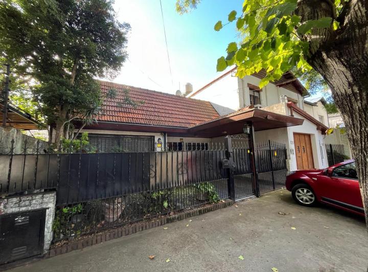 Casa · 162m² · 5 Ambientes · 1 Cochera