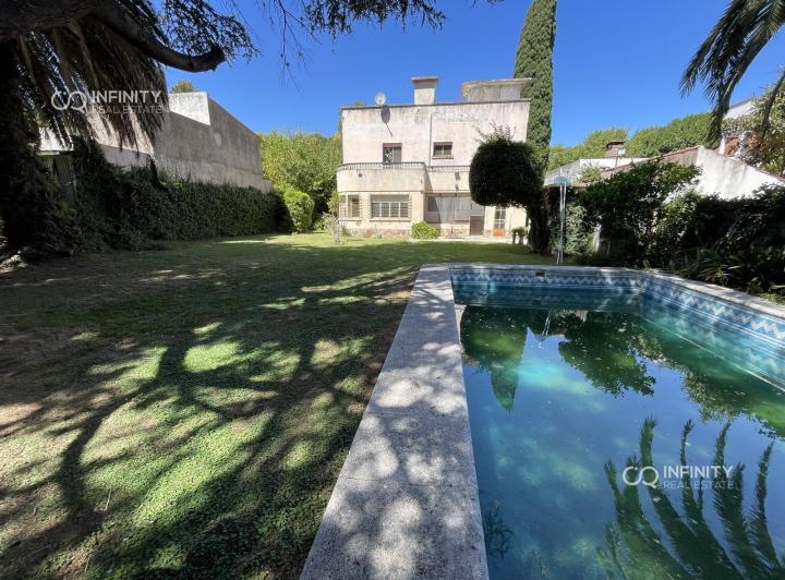Casa · 300m² · 5 Ambientes