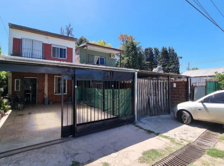 Casa · 150m² · 6 Ambientes · 2 Cocheras