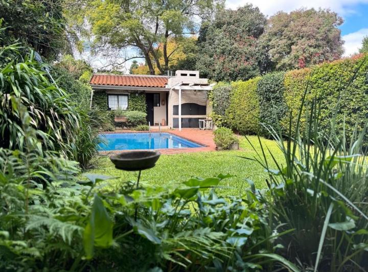 Casa · 124m² · 5 Ambientes · 2 Cocheras