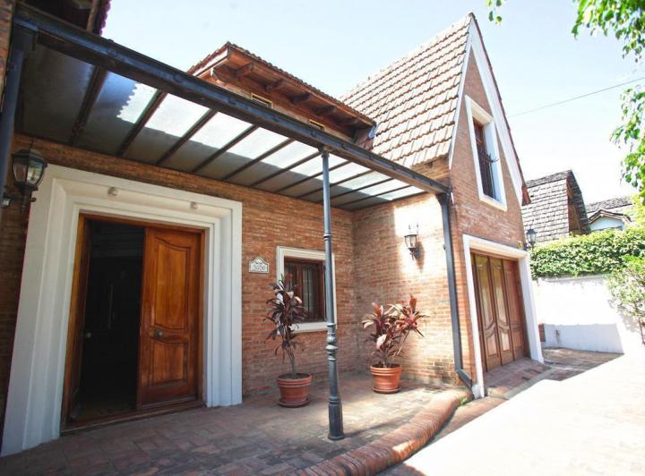 Casa · 511m² · 5 Ambientes · 5 Cocheras