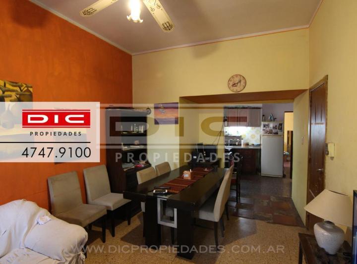 Casa · 140m² · 6 Ambientes