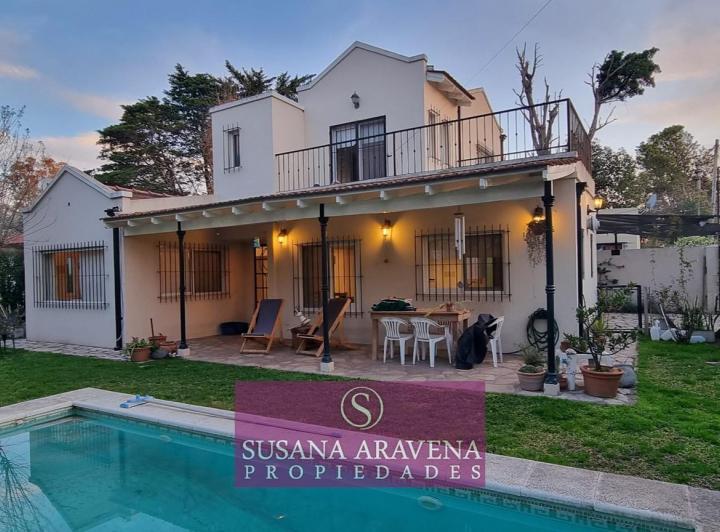 Casa · 146m² · 5 Ambientes