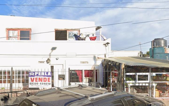 Casa · 300m² · 11 Ambientes · 2 Cocheras