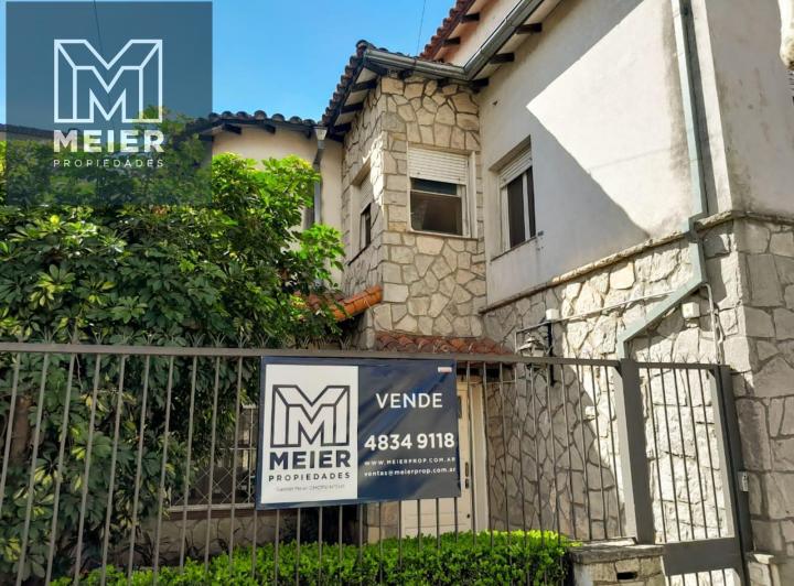 Casa · 208m² · 5 Ambientes · 1 Cochera