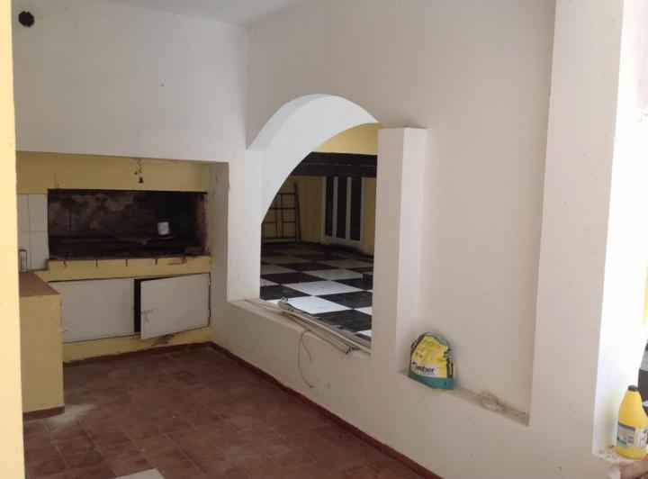 Casa · 800m² · 7 Dormitorios · 5 Cocheras