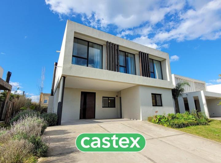 Casa · 535m² · 6 Ambientes · 4 Cocheras