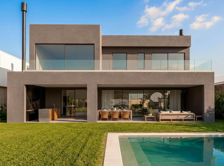 Casa · 327m² · 6 Ambientes · 2 Cocheras