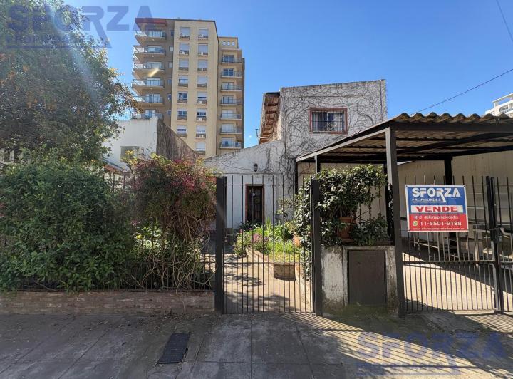 Casa · 158m² · 6 Ambientes · 2 Cocheras