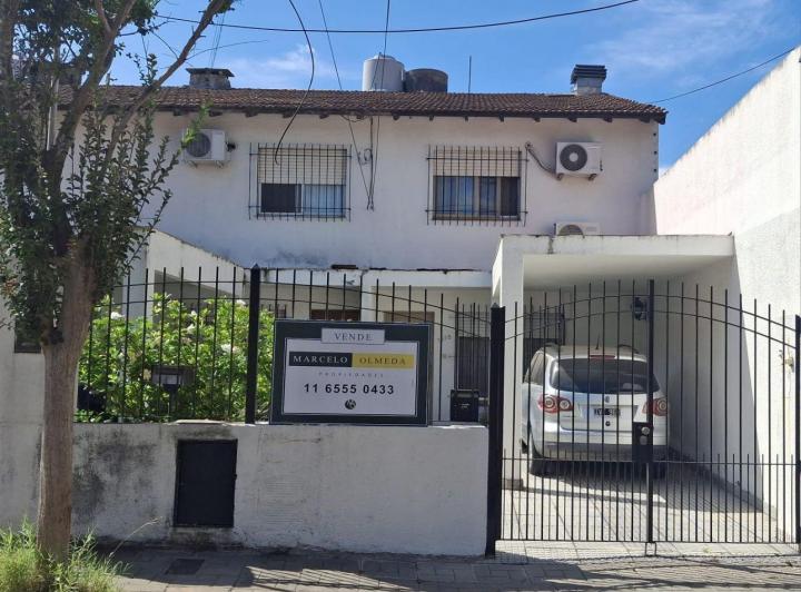 Casa · 145m² · 5 Ambientes · 1 Cochera