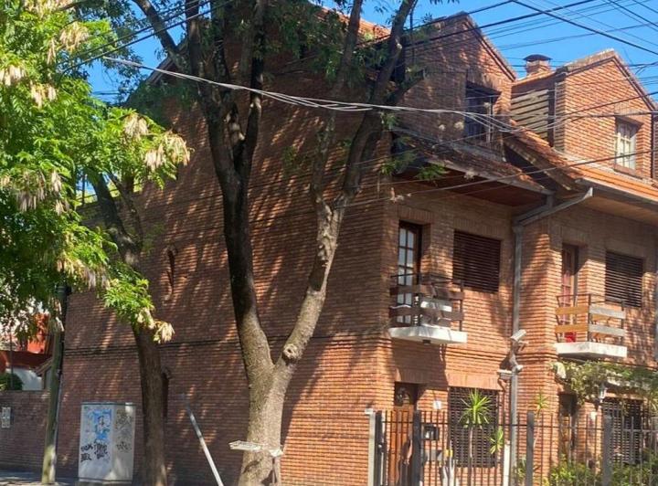 Casa · 101m² · 5 Ambientes · 1 Cochera