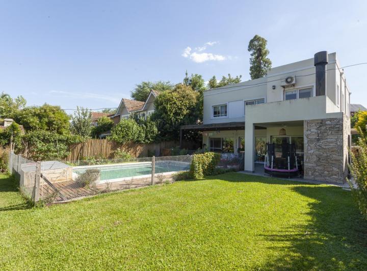 Casa · 171m² · 5 Ambientes · 1 Cochera