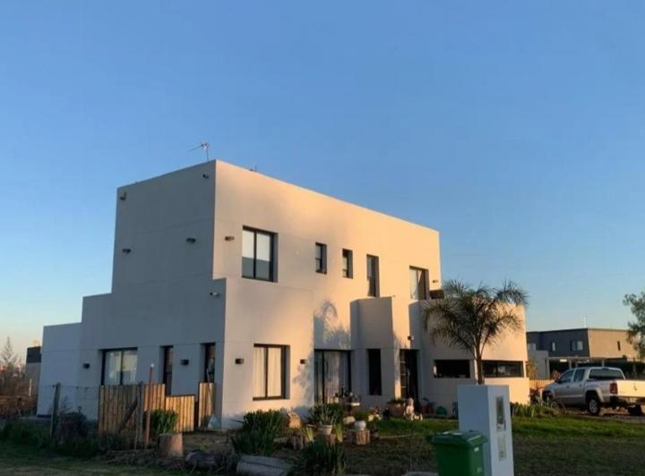 Casa · 185m² · 5 Ambientes