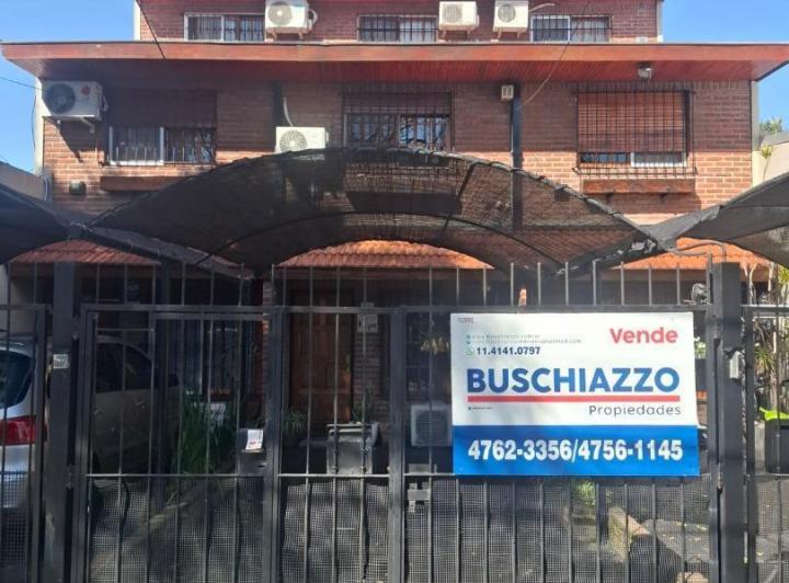 Casa · 120m² · 5 Ambientes · 1 Cochera