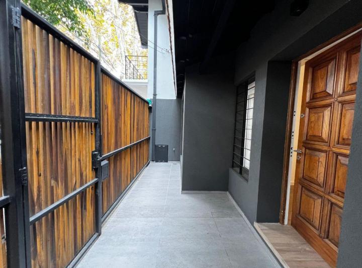 Casa · 190m² · 6 Ambientes · 1 Cochera