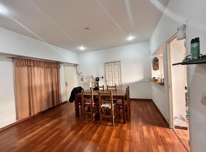 Casa · 150m² · 6 Ambientes · 2 Cocheras