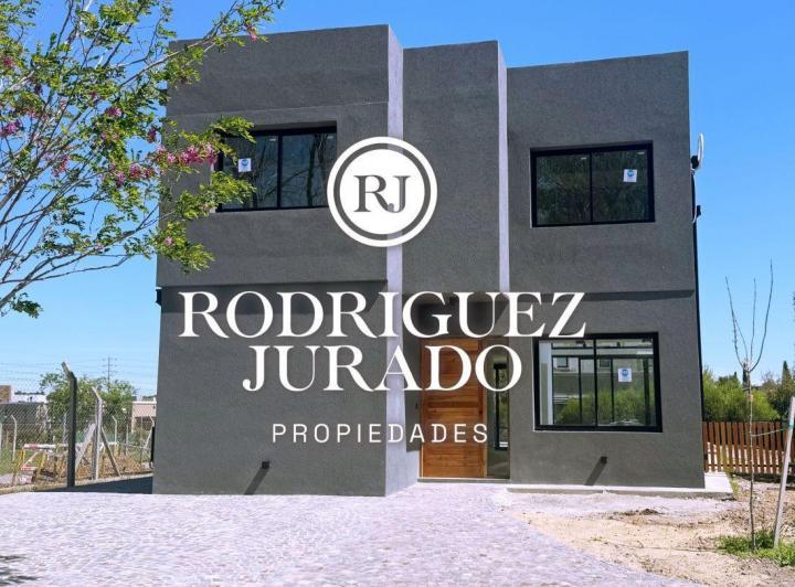 Casa · 200m² · 5 Ambientes