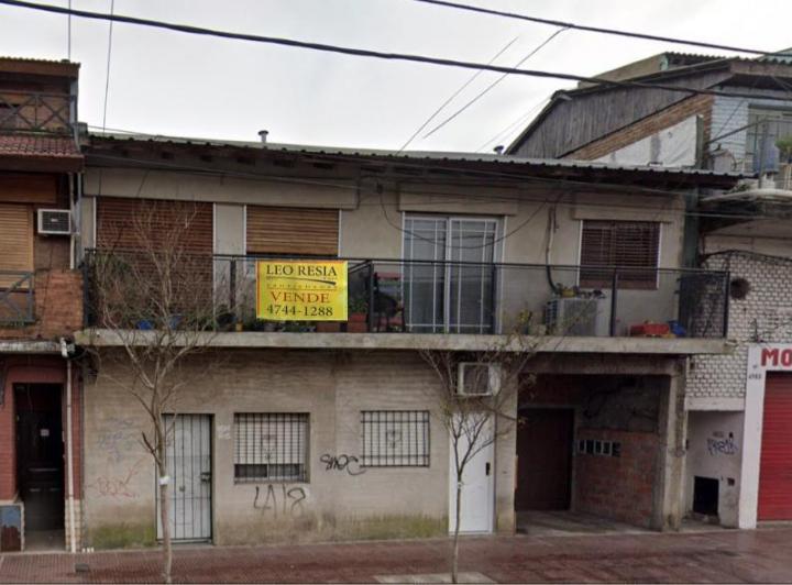 Casa · 260m² · 11 Ambientes · 3 Cocheras