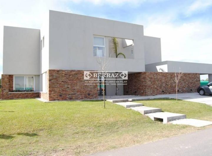 Casa · 315m² · 5 Ambientes