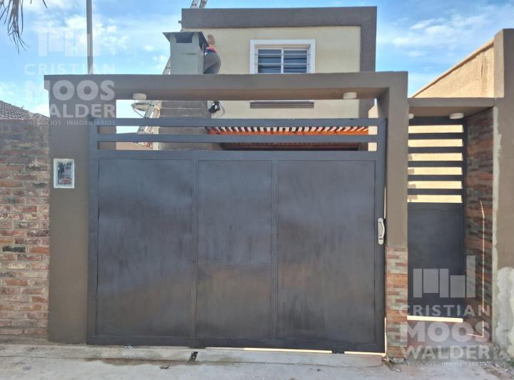Casa · 170m² · 6 Ambientes · 2 Cocheras