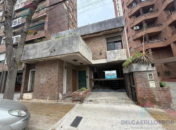 Casa · 144m² · 5 Ambientes · 1 Cochera