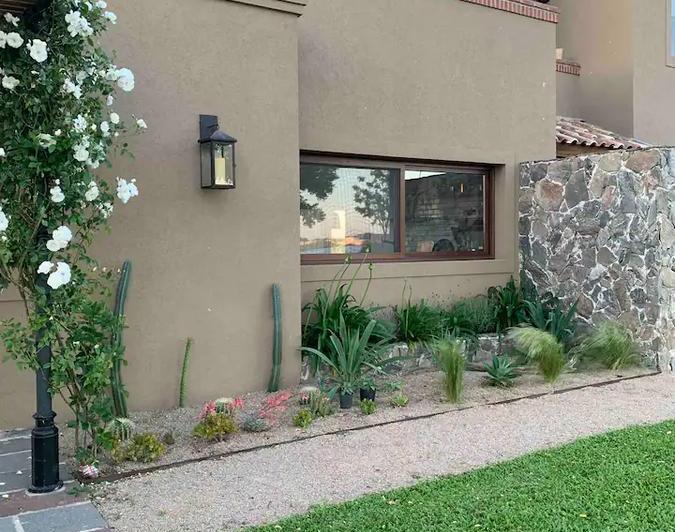 Casa · 280m² · 6 Dormitorios