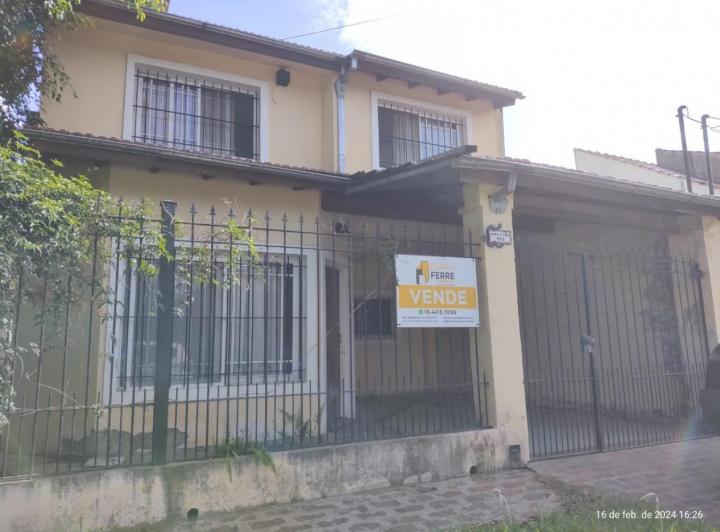 Casa · 110m² · 6 Ambientes · 1 Cochera